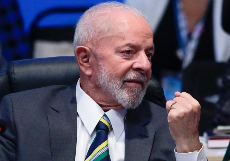 Lula quiere vender  a los presidentes un viagra amazónico en polvo