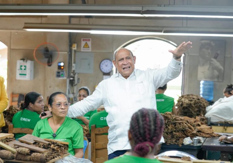 INFOTEP capacitará a trabajadores de la industria nacional del tabaco