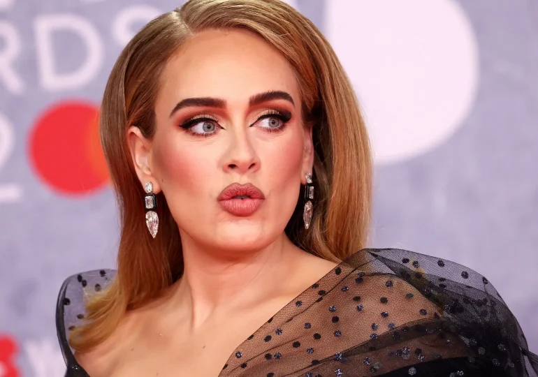 Adele tomará un “largo descanso” tras su último concierto en Las Vegas