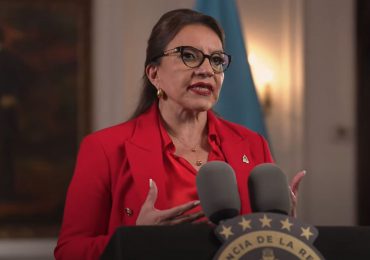 Presidenta de Honduras denuncia un “golpe de Estado” tras fin de tratado con EE.UU.