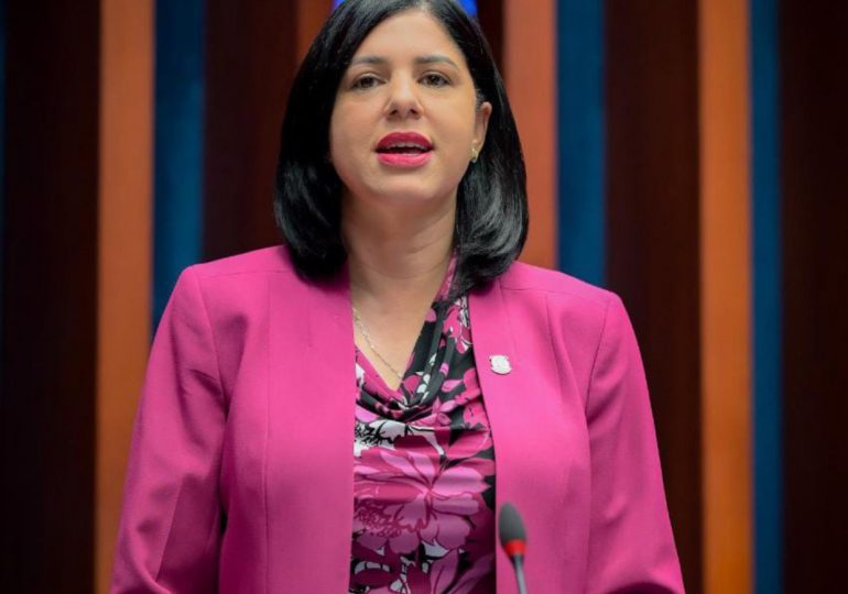 Senadora de Hermanas Mirabal solicita al presidente Abinader reconocer a Edmundo González como presidente de Venezuela