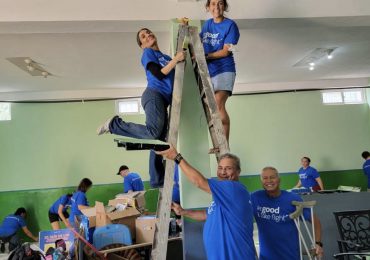 American Airlines y su red de Latin Diversity Network se unen para renovar una escuela en Guatemala