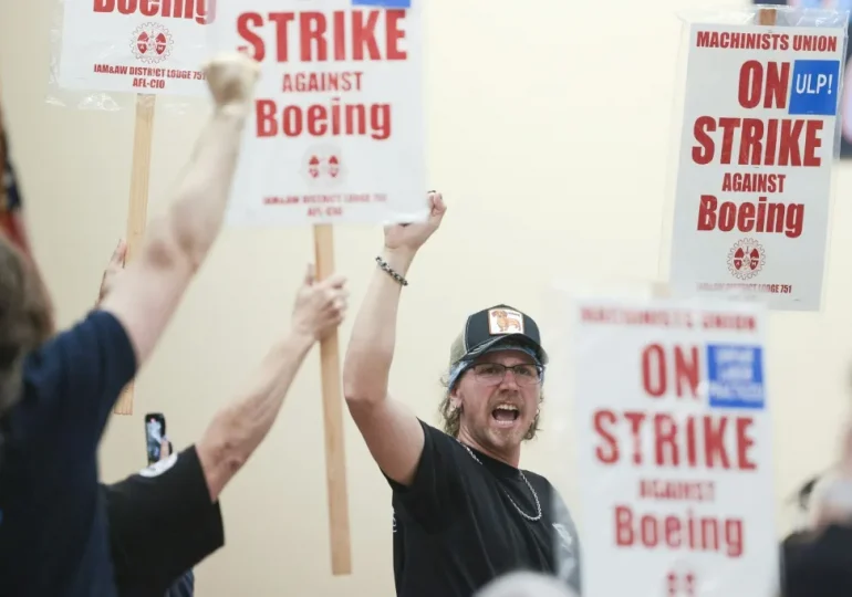 Trabajadores de Boeing inician huelga en EE.UU. tras rechazar propuesta de la empresa