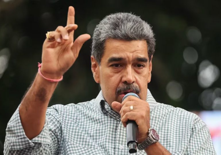 Nicolás Maduro dice que Edmundo González Urrutia "pretende estar por encima de las leyes"