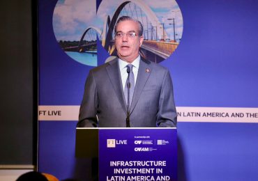 Presidente Abinader habla en Nueva York durante conferencia sobre infraestructuras de inversión