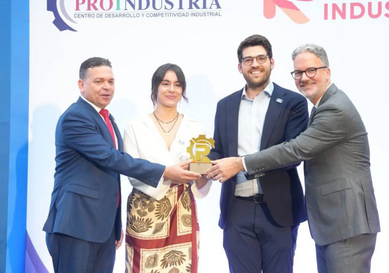 Empresas SOS Carbon y SOS Biotech ganan premio de Proindustria en las categorías “Innovación de Productos” y “Excelencia a la Innovación”