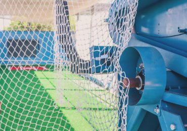 Escuela La Zafra primer centro educativo del país con una máquina de bateo en su estadio de béisbol