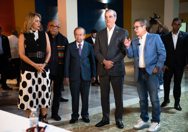 Presidente Luis Abinader inaugura la “re-evolución” en RTVD