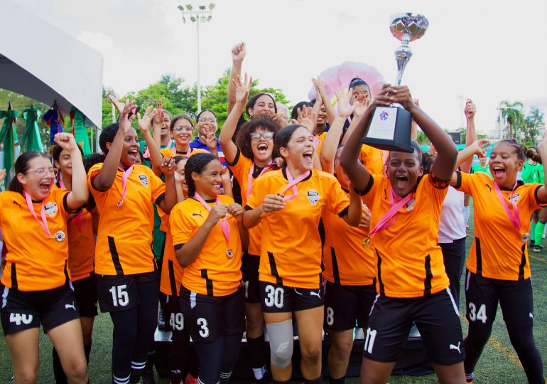 Alcaldía del DN impulsa fútbol femenino con Mundialito Sub-13; Cibao FC resulta campeón