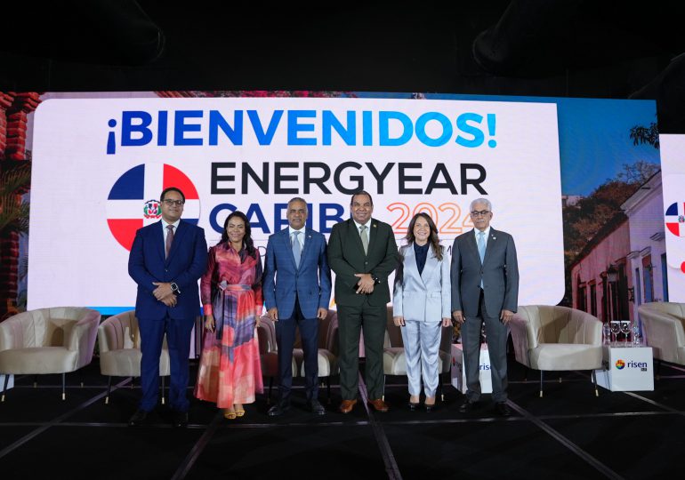 Ministro de Energía y Minas da inicio a la quinta edición del Congreso Energyear Caribe 2024