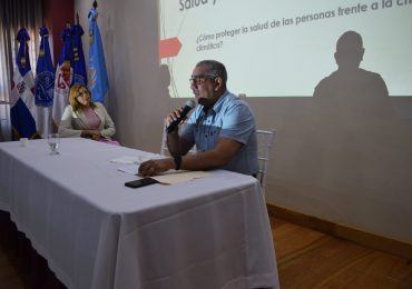 Ambientalista Carlos Sánchez presenta plan climatológico y de salud en DN