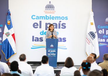 “Trabajamos para construir un país donde las oportunidades lleguen a cada rincón”, dice Raquel Peña