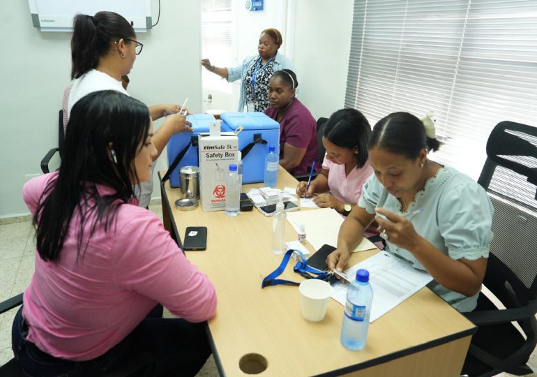 APORDOM realiza jornada de vacunación para colaboradores y sus familiares