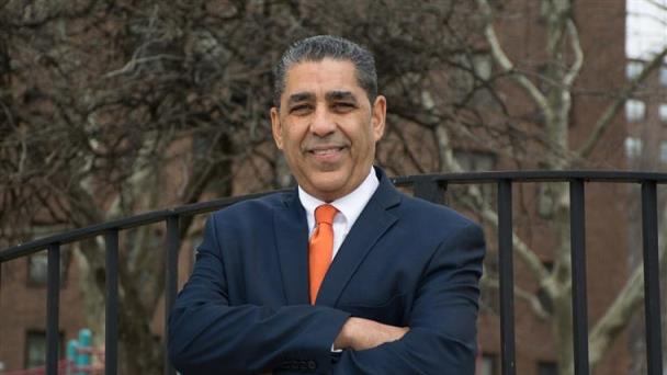 Adriano Espaillat celebra el mes de la Herencia Hispana en la Casa Blanca junto a Joe Biden y Kamala Harris