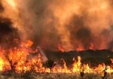 Cuatro heridos y 12 casas afectadas por incendios en la provincia argentina de Córdoba