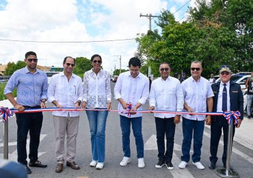 Ministro Collado inaugura reconstrucción calle Pastor Domingo de la Cruz, en Verón, Punta Cana