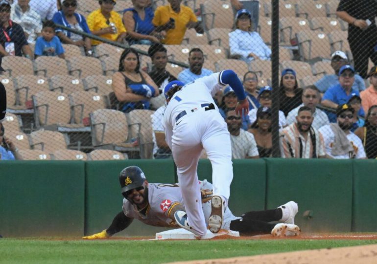 Licey blanquean a las Águilas por segundo día consecutivo