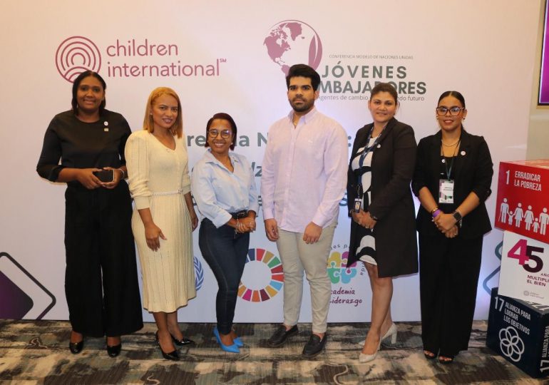 Children International celebra conferencia “Jóvenes Embajadores” en sus 45 Años en RD