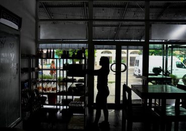 Casi 90% de La Habana recupera la luz, aunque varias provincias de Cuba siguen sin servicio