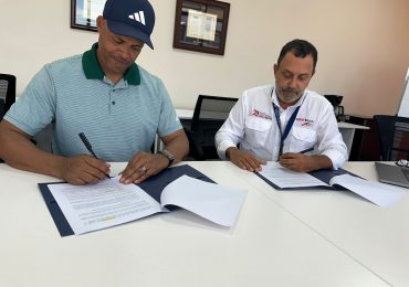 Firetech firma acuerdo con la Academia de Atletismo Félix Sánchez