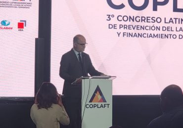 Superintendente de Bancos considera como fundamental al sector bancario "conocer sus clientes" para evitar lavado de activos