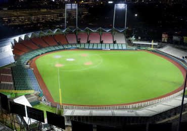 Titanes del Caribe | Ahora se jugarán dos juegos en Puerto Rico entre Águilas y Licey