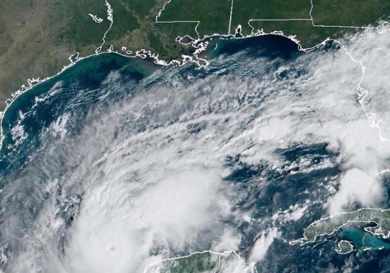 Huracán Milton impacta Yucatán con vientos de 285 km/h, el más intenso del año en el Atlántico