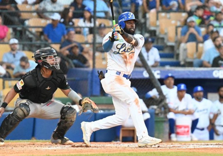 Despierta la ofensiva del Licey y propinan pailiza a las Estrellas