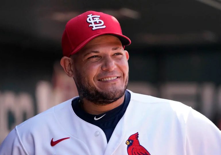 Yadier Molina será el dirigente de Águilas Cibaeñas