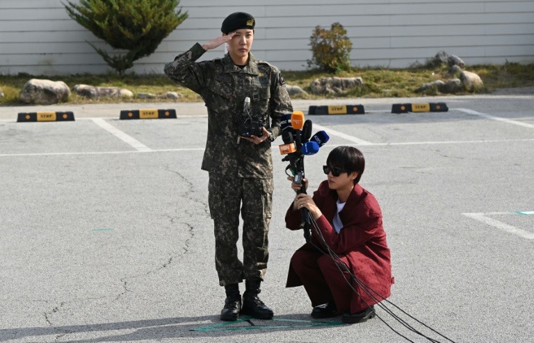 J-Hope de BTS completa servicio militar