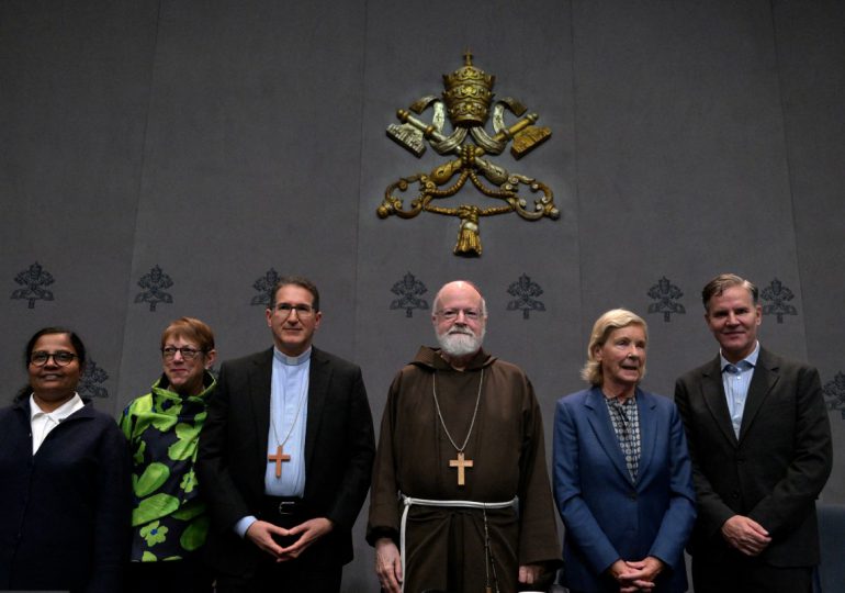 La Iglesia debe actuar más rápido contra los sacerdotes abusadores: comisión papal