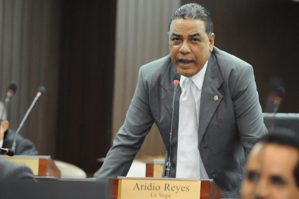 Aridio Vásquez Reyes asegura que la oposición no podrá derrotar al candidato del PRM en la Vega