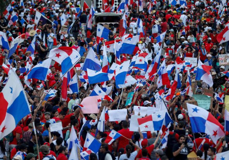 Trabajadores protestan en Panamá contra la reforma al sistema de pensiones