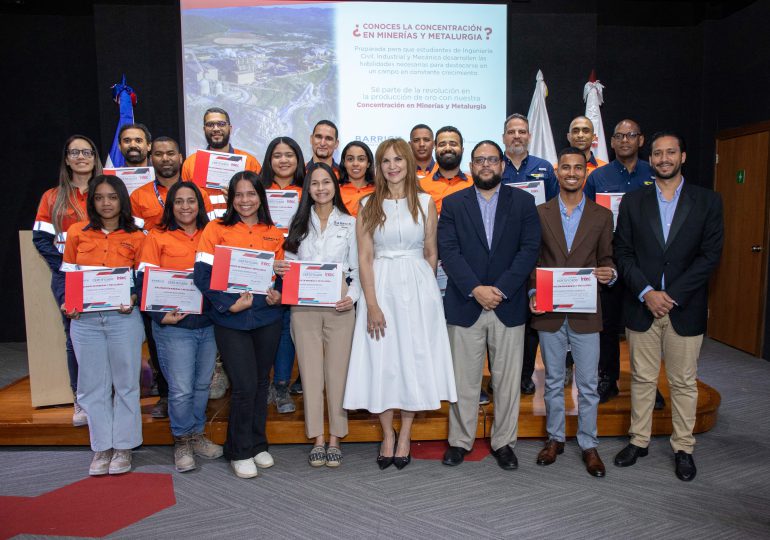 Intec, Universidad de Chile y Barrick Pueblo Viejo gradúan primera promoción de Diplomado en Minería y Metalurgia