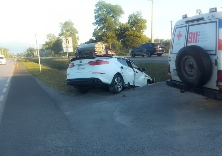 Sistema 911 coordina asistencia en accidente de tránsito múltiple en Monseñor Nouel