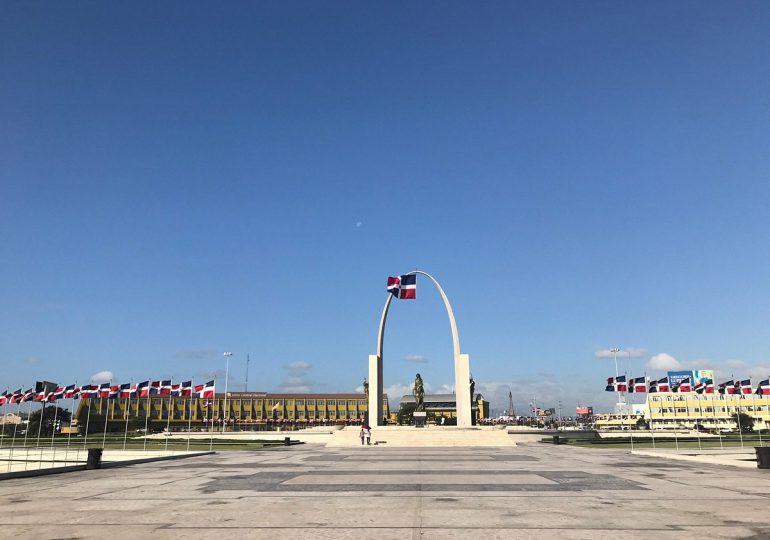 Alcaldía del Distrito Nacional asegura no posee jurisdicción sobre la Plaza de la Bandera