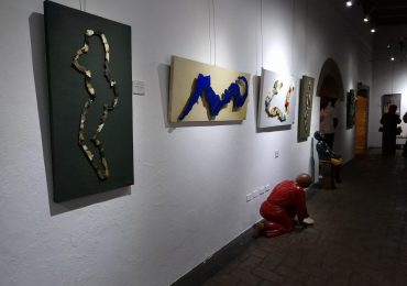 Dan inicio a la exposición del escultor Salvador Vassallo en la Quinta Dominicana, Ciudad Colonial