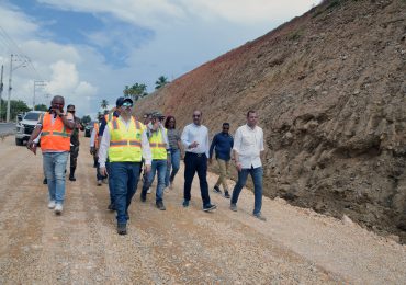 Deligne Ascención destaca avances de obras en Samaná