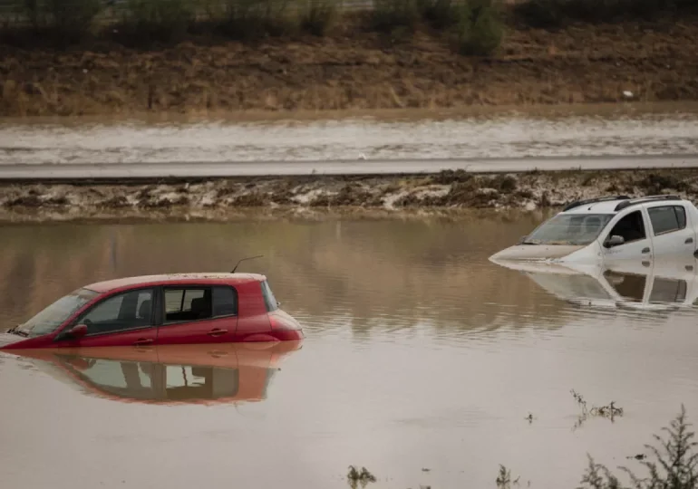 Gobierno de España decreta tres días de luto por muertes a causa de inundaciones