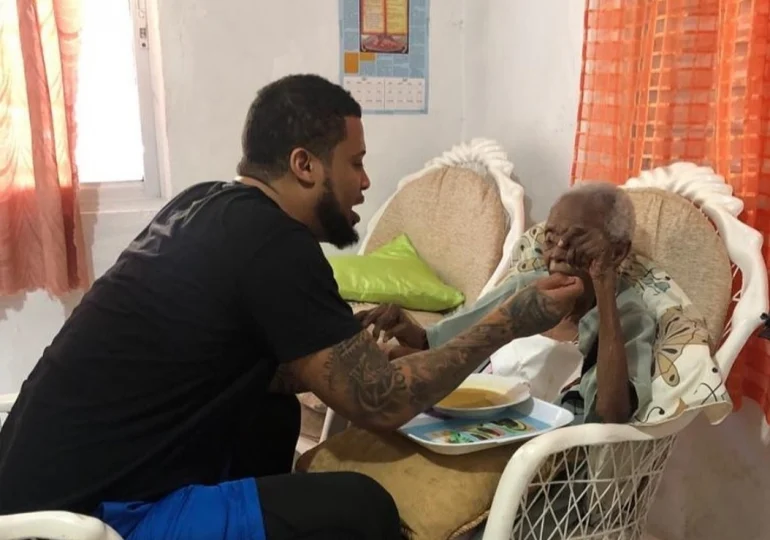 Video | Lanzan globos al cielo en honor a Palín, abuela de Lápiz Conciente