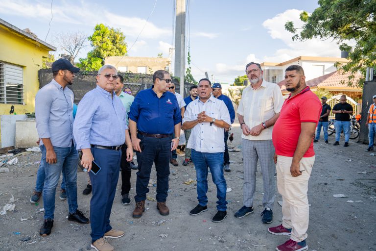 Supervisan avances en el cierre del vertedero de Moca