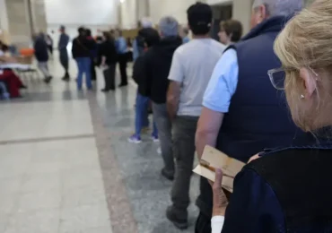 Uruguayos acuden hoy a las urnas para elegir su nuevo presidente