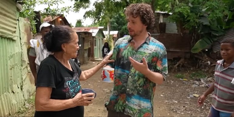 VIDEO│ Aunque fue detenido en RD, Luisito Comunica muestra la calidez de los dominicanos