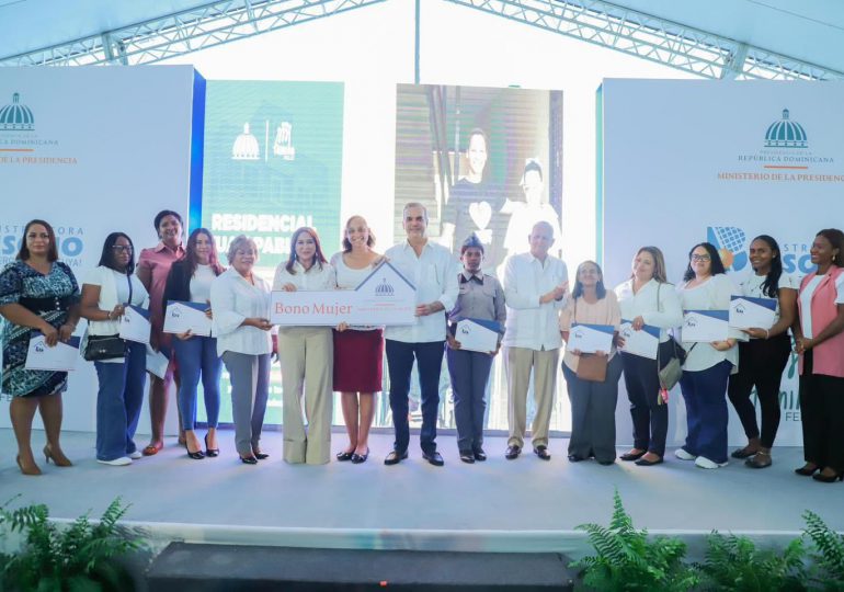 Gobierno entrega  227 apartamentos del Plan Familia Feliz en Santo Domingo Norte