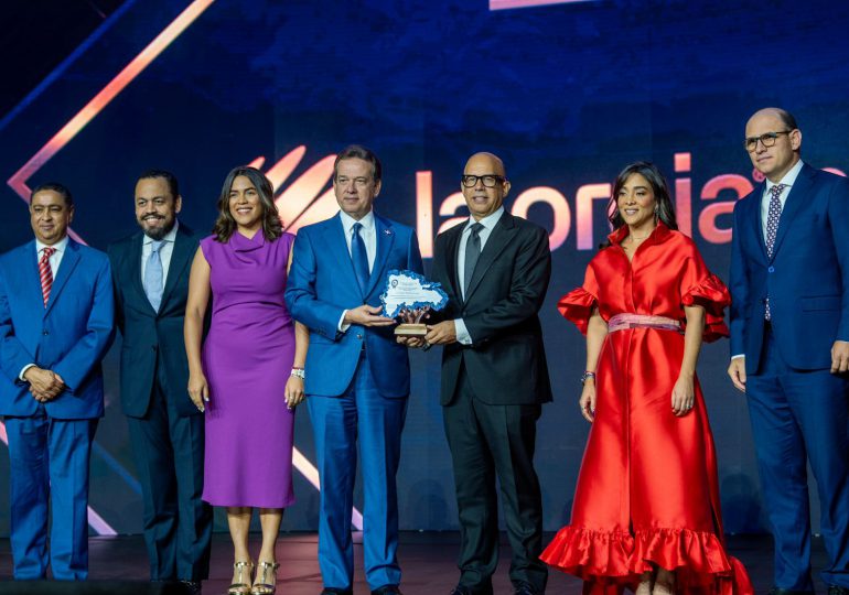 La Oreja Media gana Premio a la Excelencia Exportadora ADOEXPO