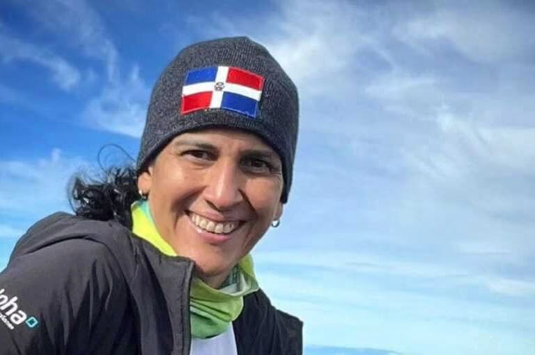 Thais Herrera inicia su regreso a casa tras culminar la expedición en West Papua