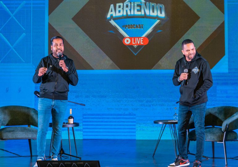 Abriendo El Podcast celebró histórico evento y donó 500 mil pesos recaudados de menera benéfica