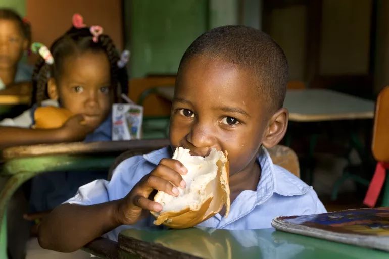 "Alrededor de 4 millones de niños menores de 5 años, sufren de sobrepeso u obesidad", dice UNICEF