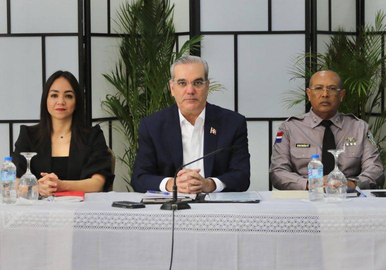 Presidente Abinader encabeza reunión de seguimiento al Plan de Seguridad Ciudadana