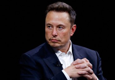 Elon Musk cuestiona el silencio de la industria del entretenimiento ante las acusaciones contra Diddy